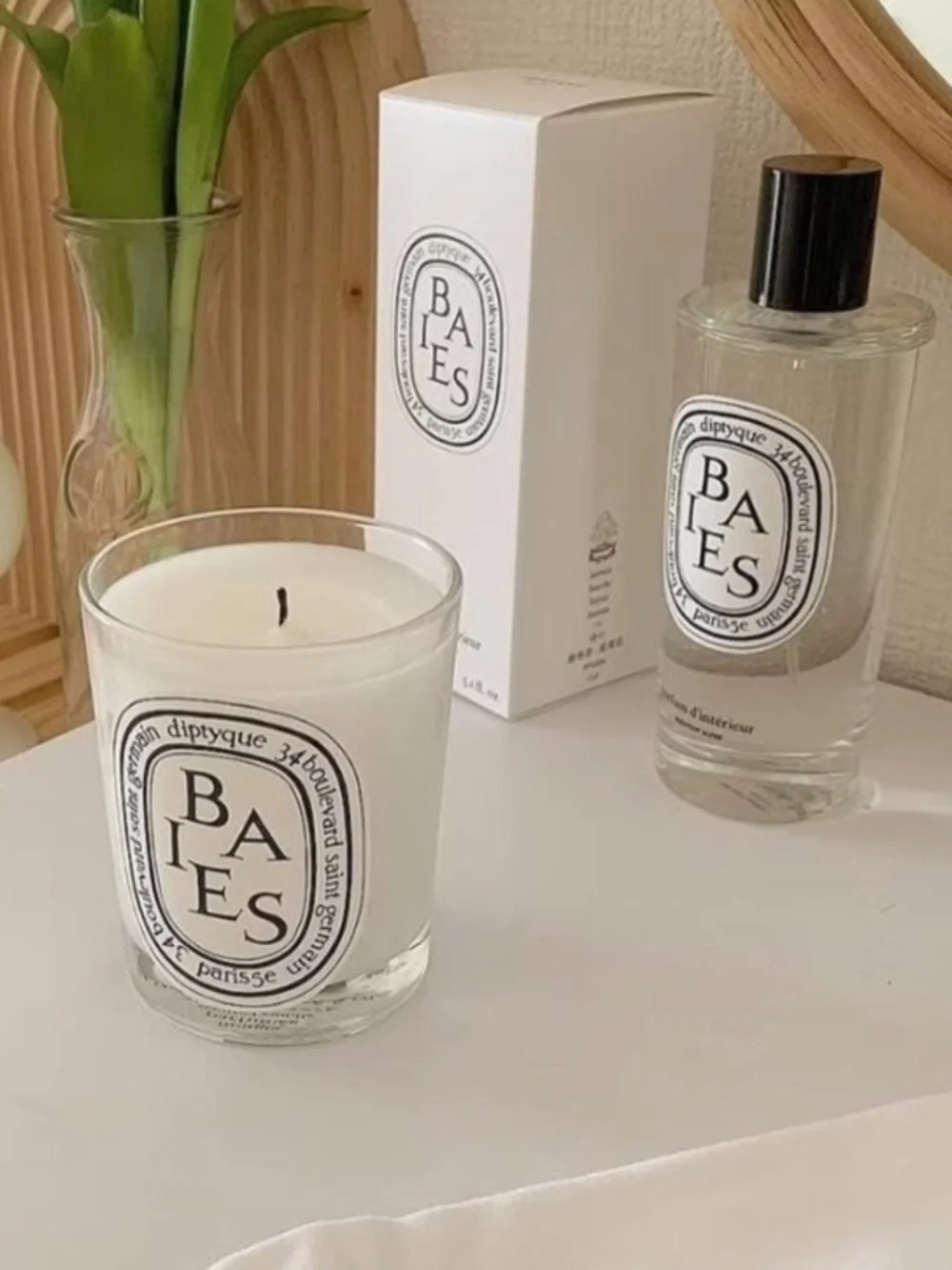 Diptyque Paris Baies (Berries, Rose, Currant) Bougie Parfumee  Candle 70g 2.4 oz